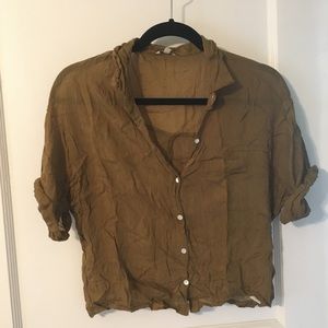 Mustard crop button down